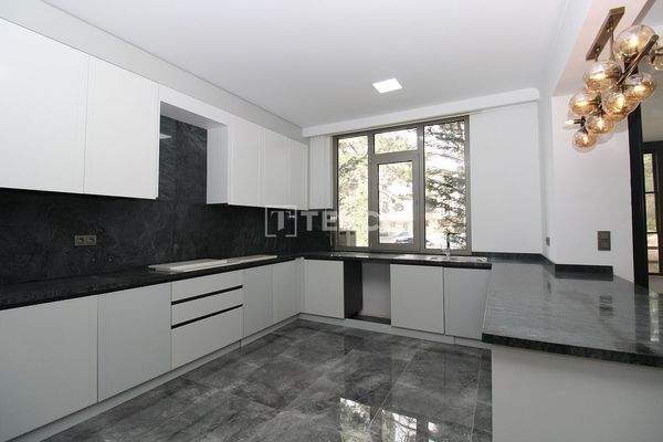 Luxury Apartments with City and Forest Views in Ankara