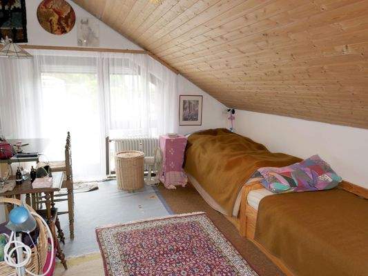 Schlafzimmer mit Balkon