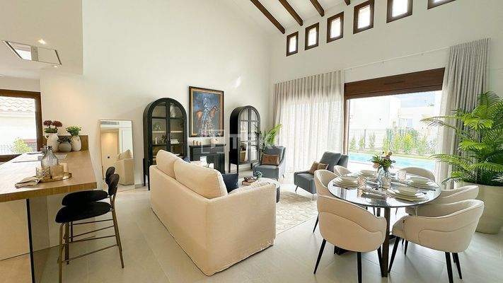 Stylish 3-Bedroom Villas with Pool in La Finca Resort Algorfa