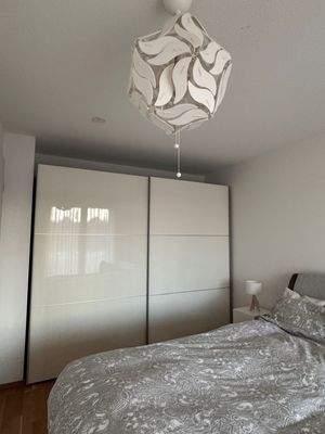 Schlafzimmer (1).jpg