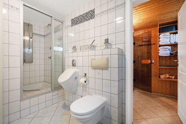 Badezimmer Untergeschoss