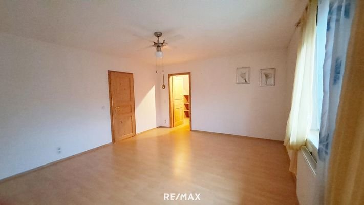35 DG Zimmer 6