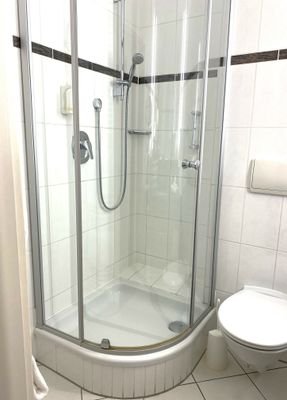 Bad /Dusche