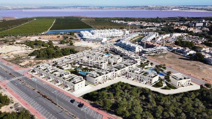 Luxurious Apartments in a Residential Complex in Torrevieja