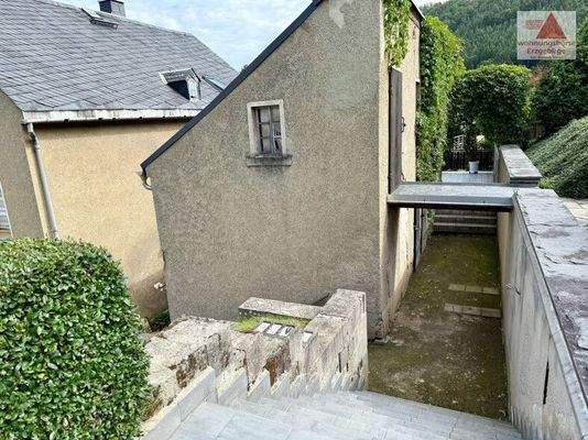 Garten mit Zugang Terrasse