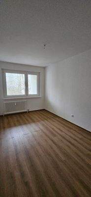 Schlafzimmer 2 Bild 1.jpg