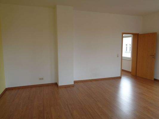 05 Wohn- Schlafzimmer