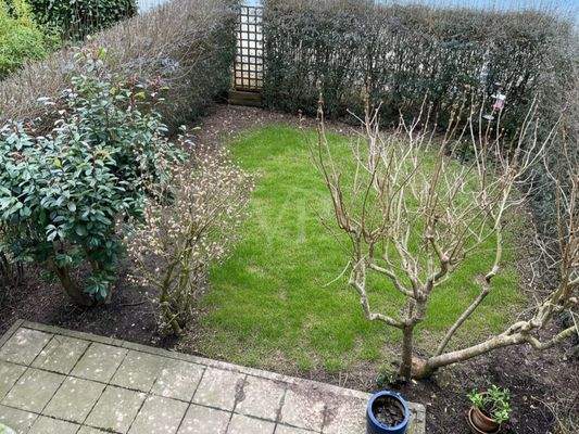 Terrasse, privater Garten 