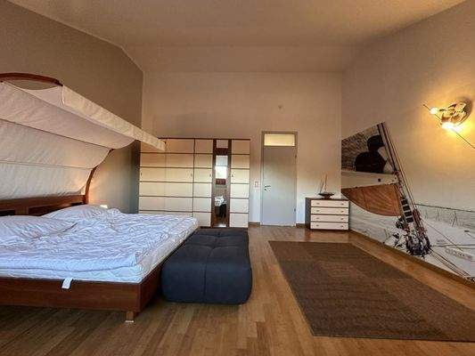 2. Schlafzimmer im DG