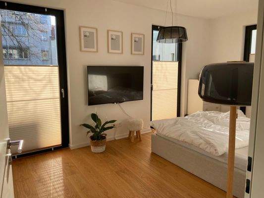 Helle Wohnung mit Doppelbett