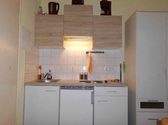 neue Singleküche mit voller Ausstattung