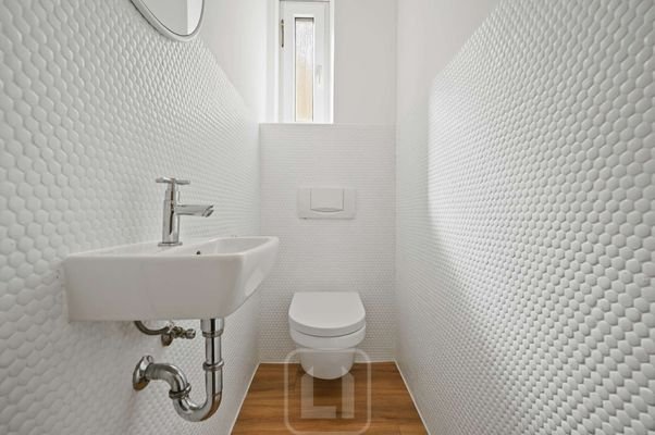seperates WC