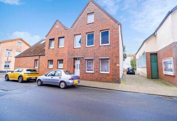 Außenansicht Reihenhaus