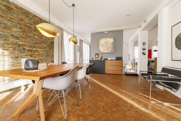 02_Blick Essbereich zu Flur