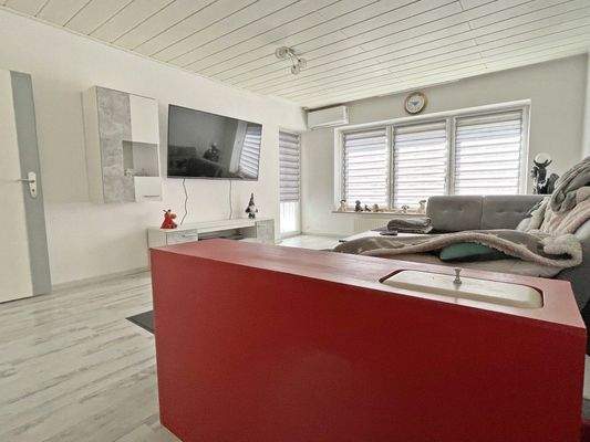 Wohnzimmer EG (2).jpg