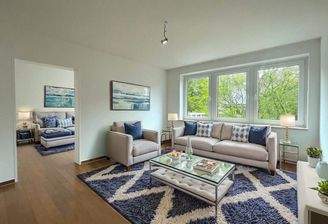 Wohnzimmer virtuell möbliert