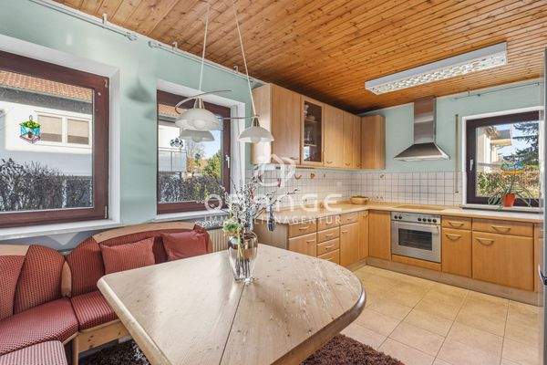 Küche und Esszimmer