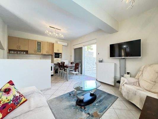 Kreta, Kournas: Schöne Villa mit drei Schlafzimmern, nur wenige Schritte vom Kournas-See entfernt