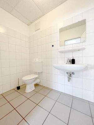 WC - Büro 1