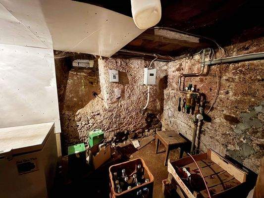 Ein Kellerraum