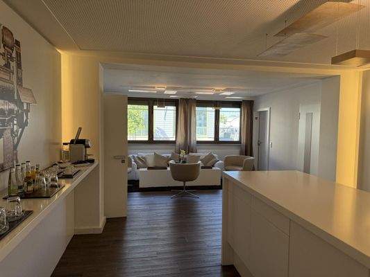 repräsentative Räumlichkeiten.JPG