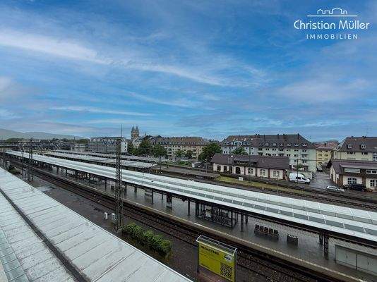 Bahnhofszeile Freiburg