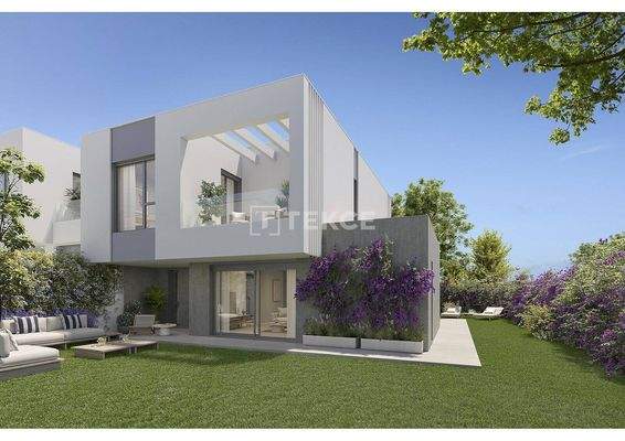 Stylish-Design Townhouses Near the Sea in Marbella Malaga