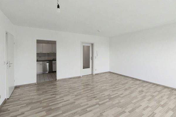 Wohnzimmer Blick zur Küche