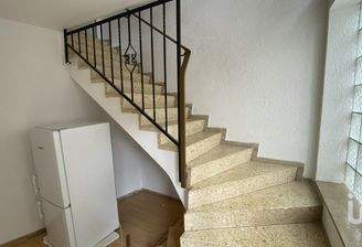 Treppe ins 1.OG