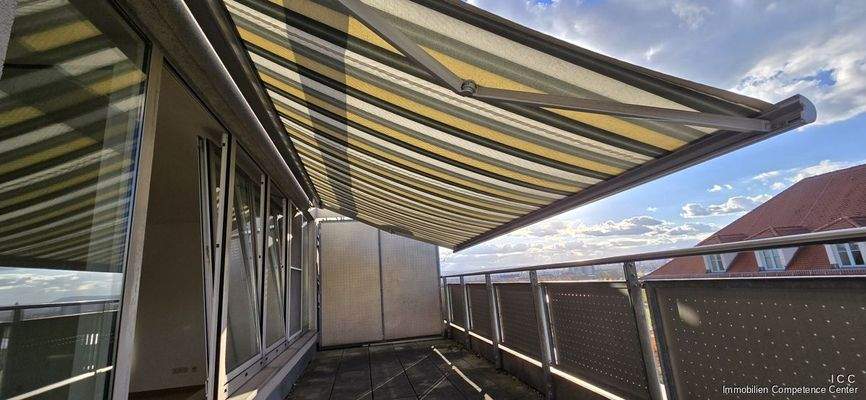 Blick von der PenthouseWohnung auf Dresden