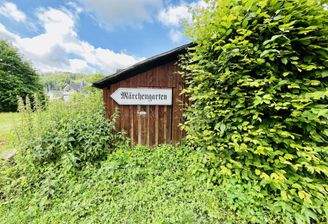 Grundstück / Einfahrt