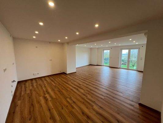 Küche mit Essbereich