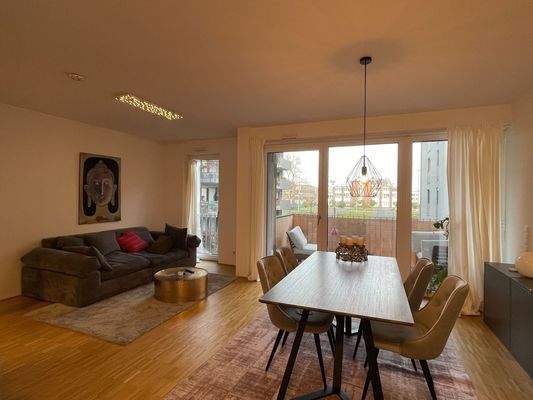 Wohnbereich mit Balkon