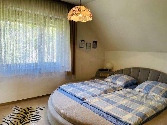 Schlafzimmer im DG
