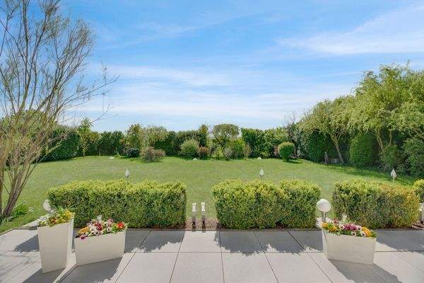 Blick auf das Grundstück