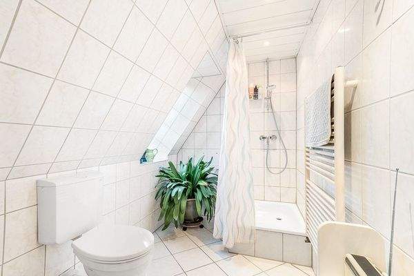 Duschbad im Dachgeschoss