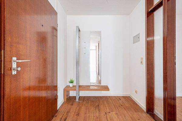 Diele mit Garderobenbereich