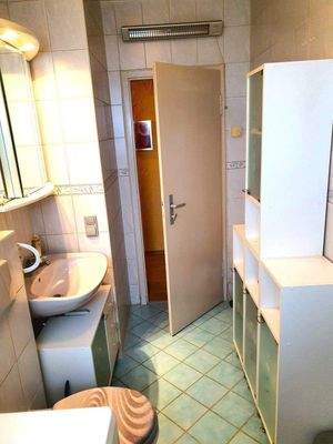 Gepflegtes Bad mit Wanne