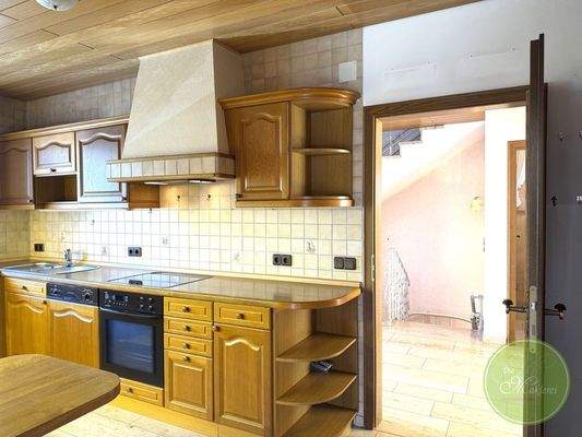 ... direkter Verbindung zum ...