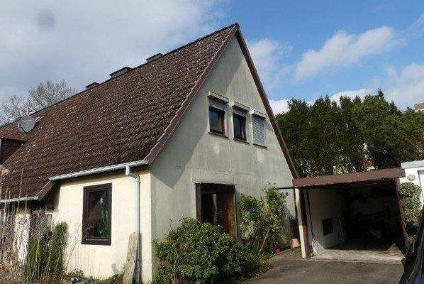 Giebelansicht von der Straße