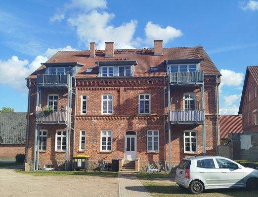 Rückansicht Wohngebäude