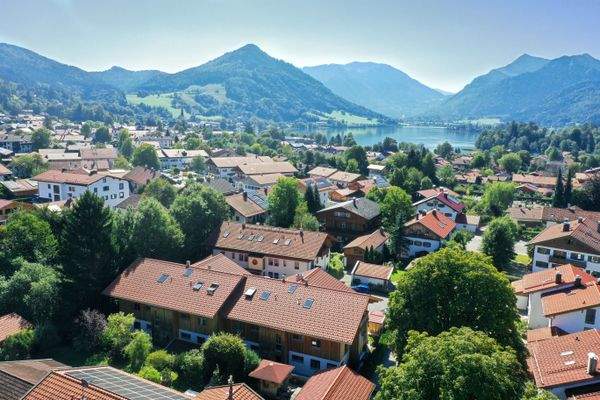 Ein Katzensprung zum See.