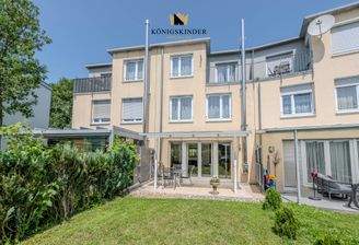 Hausansicht von Süden – Terrasse und Garten im Blick