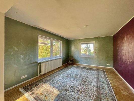 weiteres Wohnzimmmer, Büro, Schlafzimmer usw.