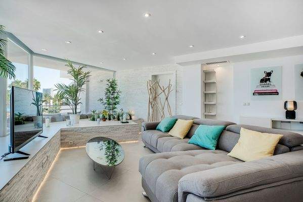 Living area in apartment in Magaluf 2