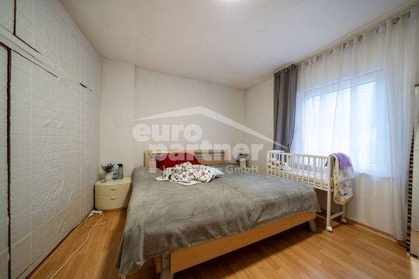 Schlafzimmer I (Wohnung III OG)