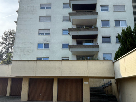 Garagen zur Wohnanlage