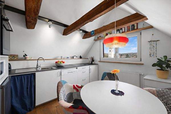 Küche und Essbereich