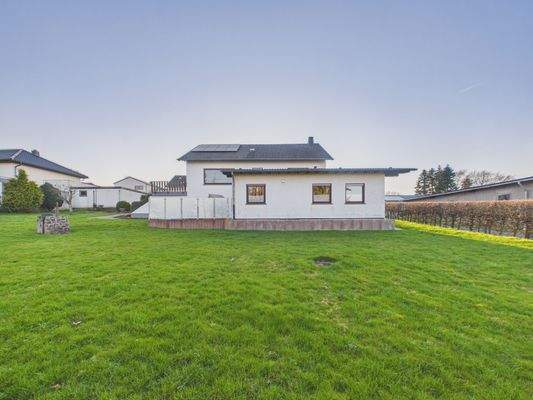 Ansicht Haus vom Garten 