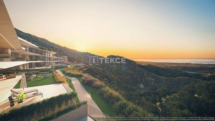 Luxury Apartments in a Complex with Panoramic Views in Málaga